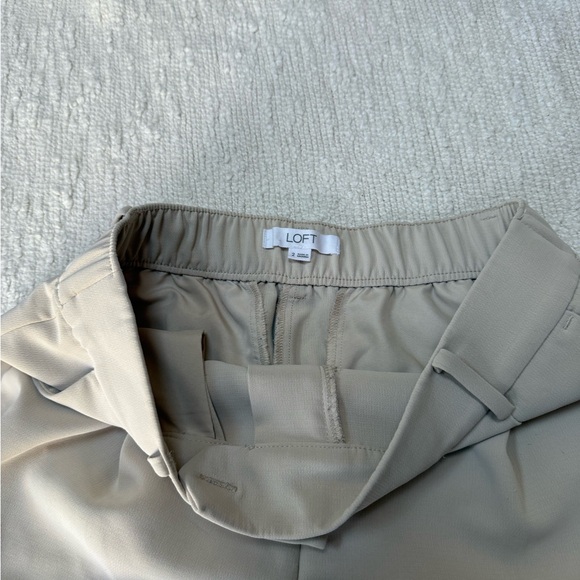 LOFT Pleated Trousers Dress Pants Cream Size 2 - Picture 6 of 10